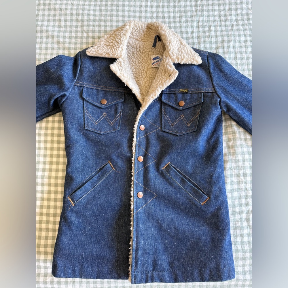1980s Vintage Wrangler Denim Jacket with Sherpa Lining - Made in USA - XS